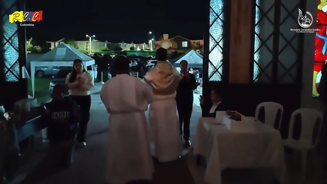SANTA EUCARISTÍA CARISMÁTICA. CAMINO DE BENDICIÓN, DIA 4. (Adoración)