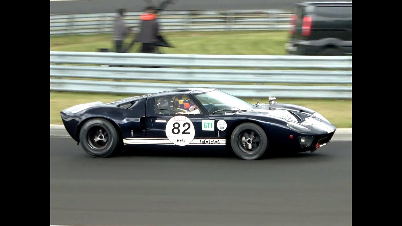 Ford GT40 1968 // V8 Engine Sound on Track