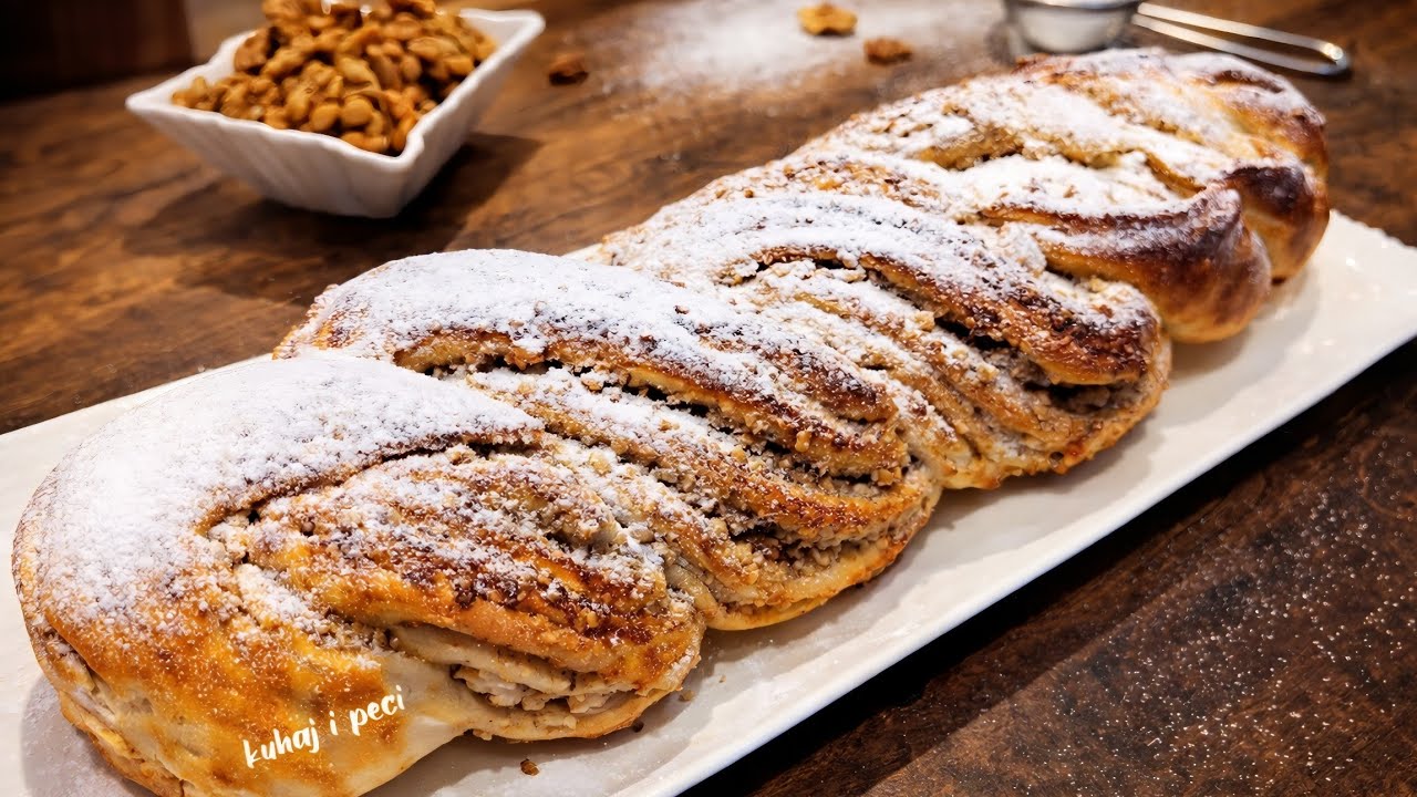 Najukusnija &scaron;trudla sa orasima - lagani recept korak po korak
