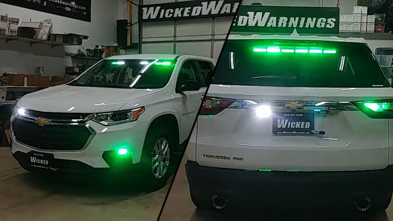Аварийные огни белого и зеленого цвета для Chevrolet Traverse Security 2020 года