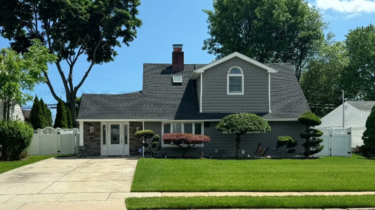 40 Tardy Lane N, Wantagh, NY 11793
