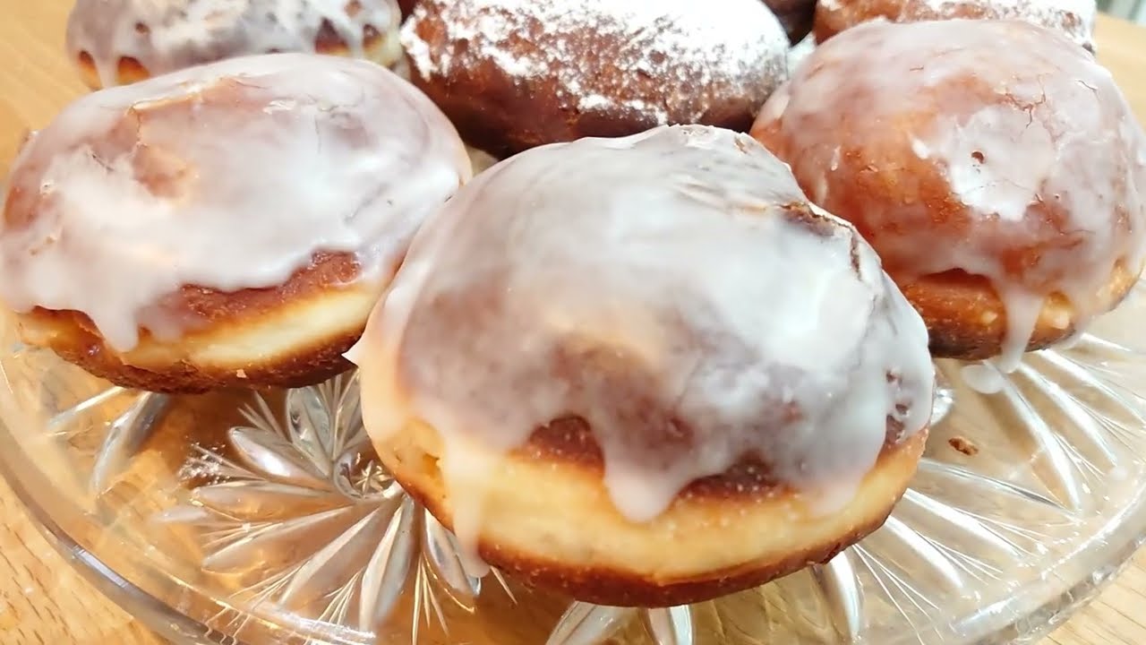 Pączki domowe z ajerkoniakiem i powidłami, pyszne i proste ❤️️/Homemade donuts with eggnog and jam