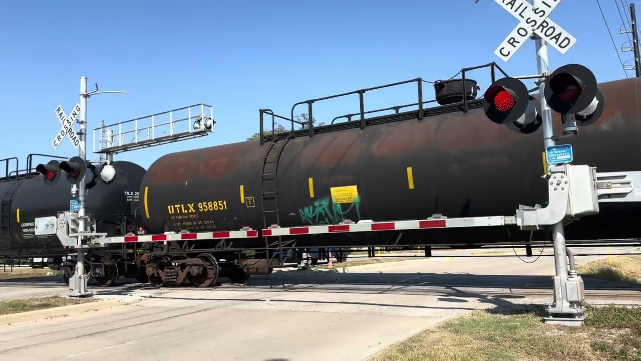 UP 2558 At Riley Fuzzle Rd Thru Old Town Spring TX (Filmed: 10/12/24)