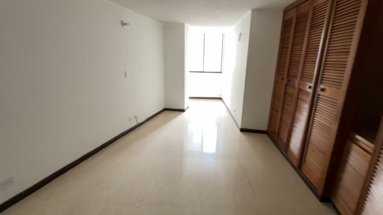 Apartamento en venta. Laureles Castellana, Medellín.