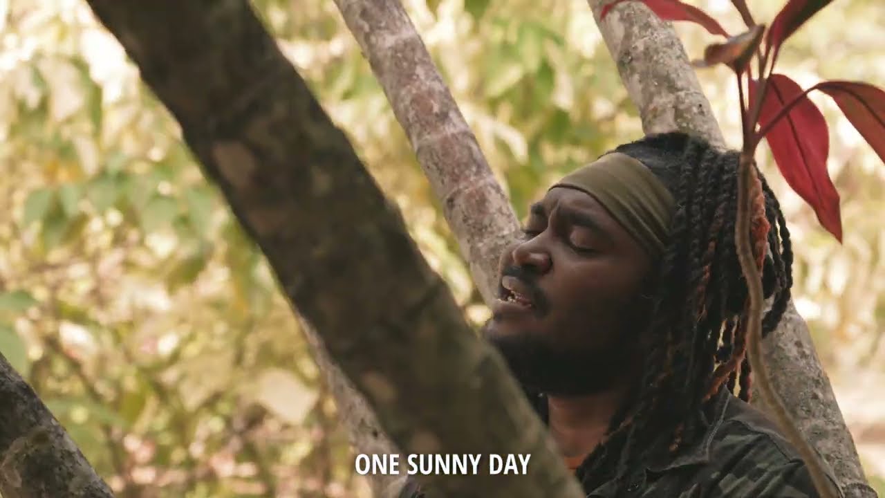 Zagga - War & Love - (Official Visualizer)