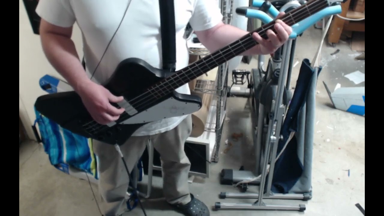 BassBuzz M3-L1 Lesson - Child In Time by Deep Purple - Bass Cover