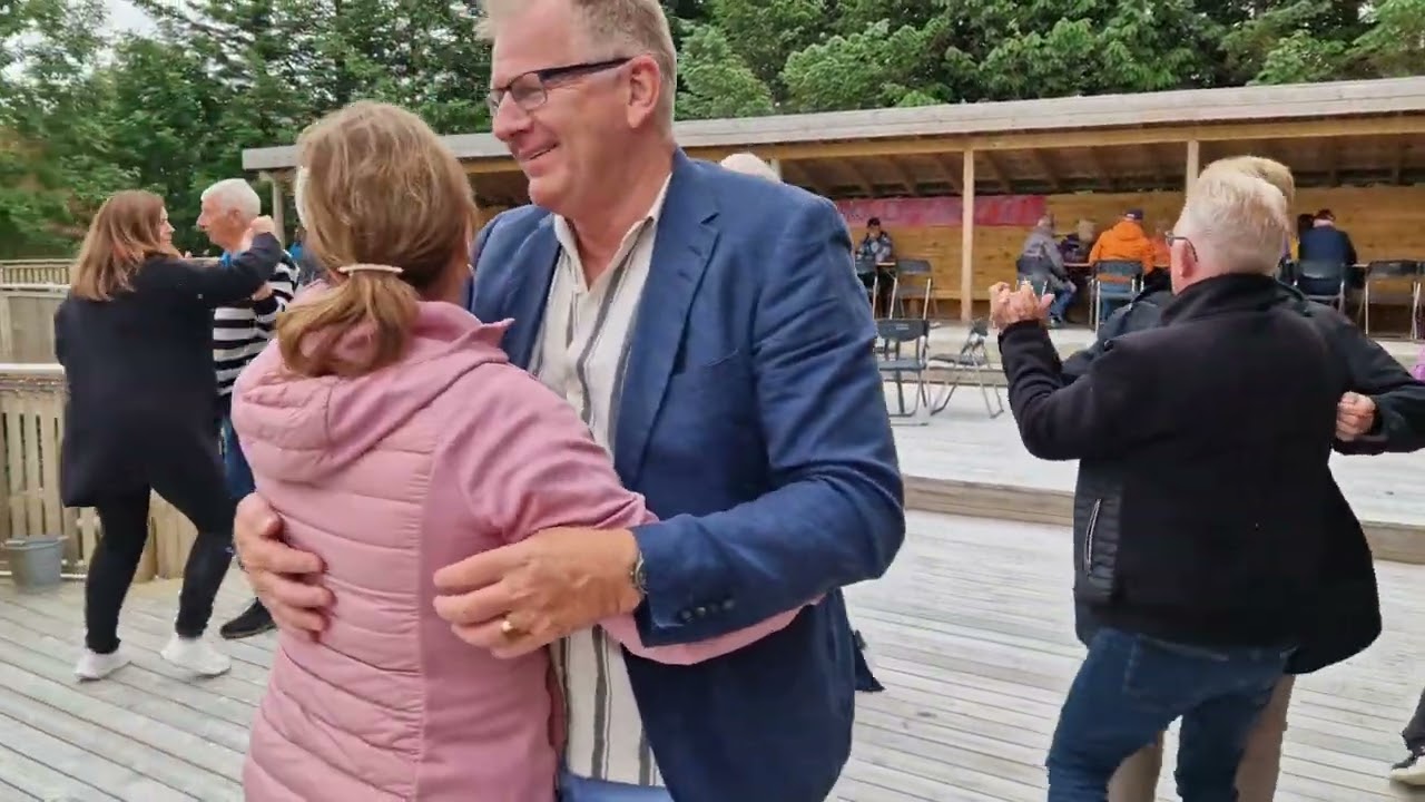 Av hele mitt hjerte med Contiki på Breivika camping Dansnytt Hilde Arntzen