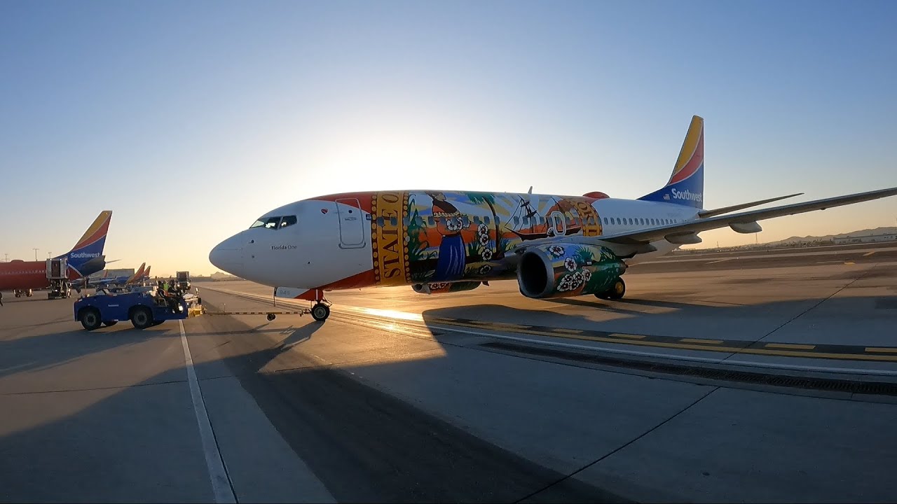 Full Turnaround: Originator to SNA, 737-700