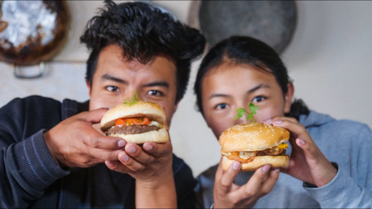 Preparamos la hamburguesa MAS ECONÓMICA del MUNDO || FERNANDO OTAVALO VLOGS