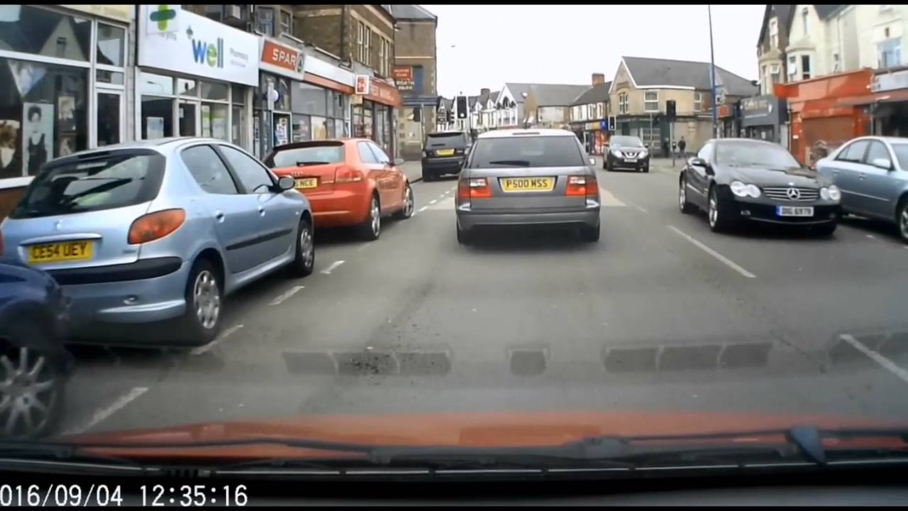 Driving through Cardiff to Splott market