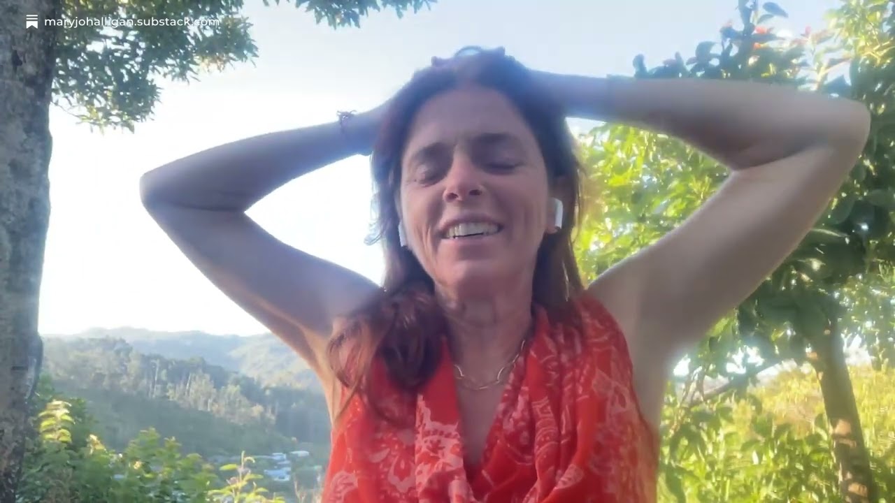 Yawning into 2026 with breath, presence and release. ALIGNED.