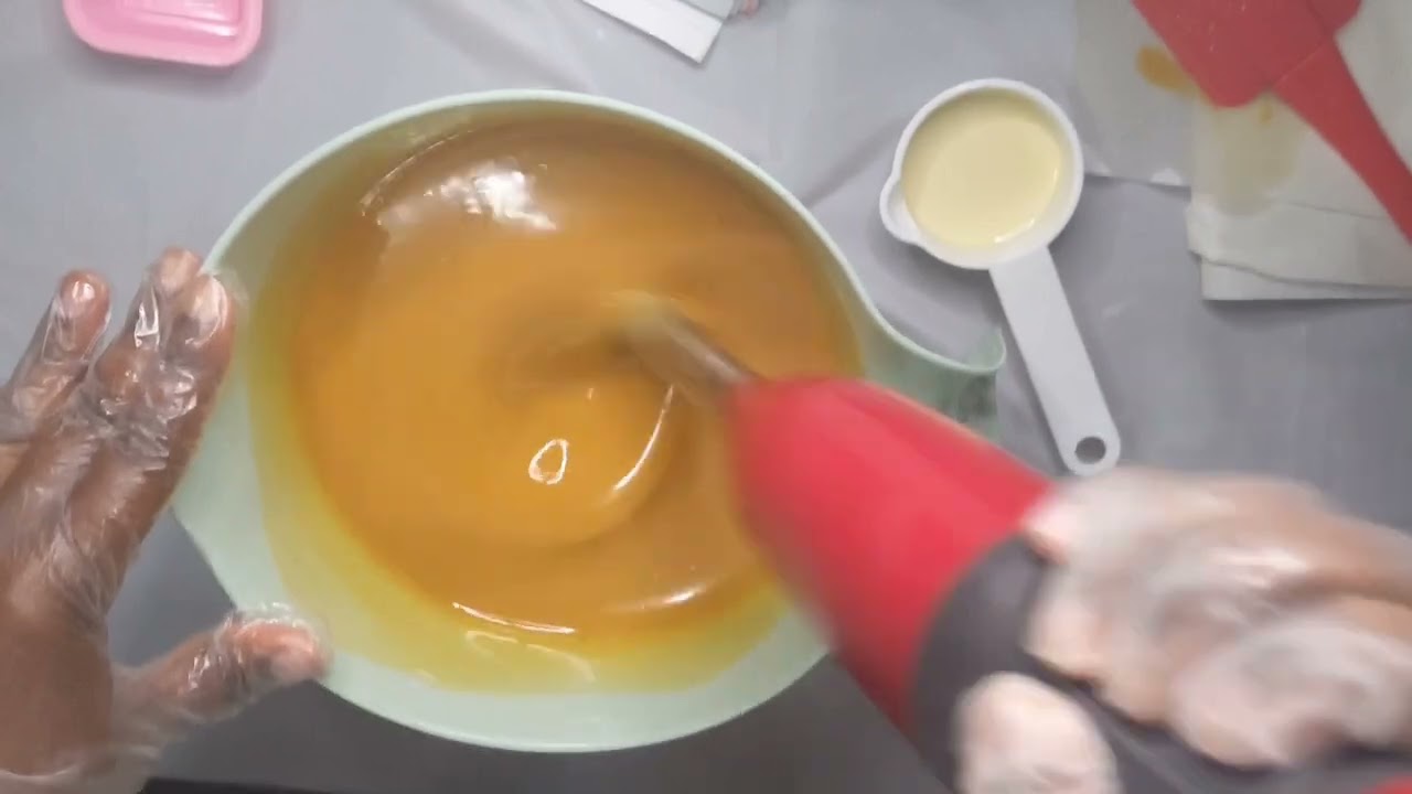 Goat Milk 🧼 made with Olive Oil & Coconut oil🌿 #handmade #coldprocess #new #natural #subscribe