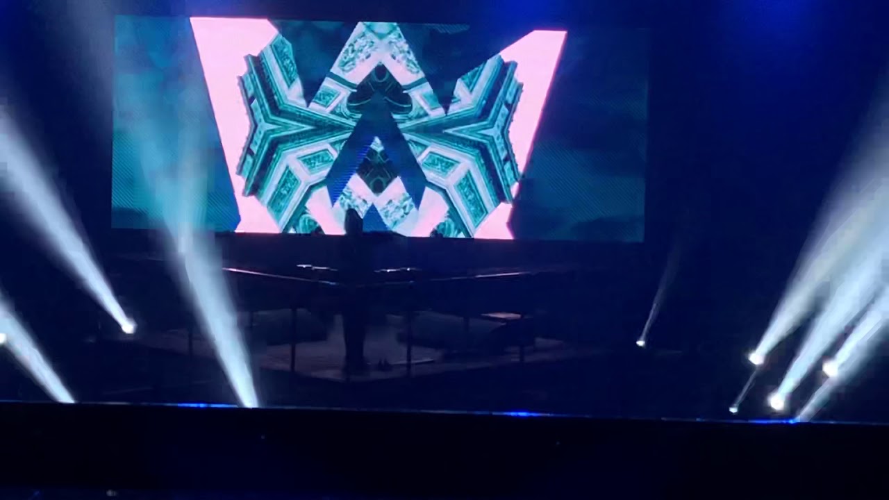 AlanWalker ZeppNamba OSAKA JAPAN 12/19 [1/2]