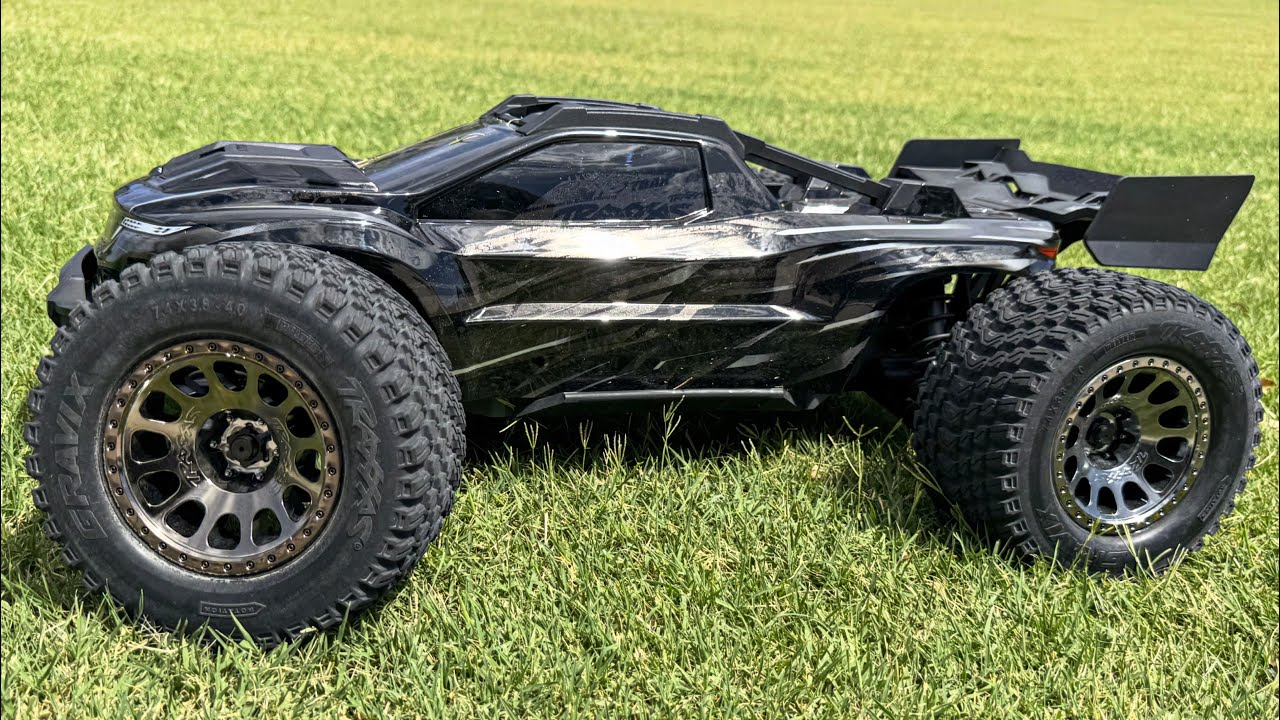 GOT A NEW TRAXXAS XRT 12s FINALLY UPGRADED