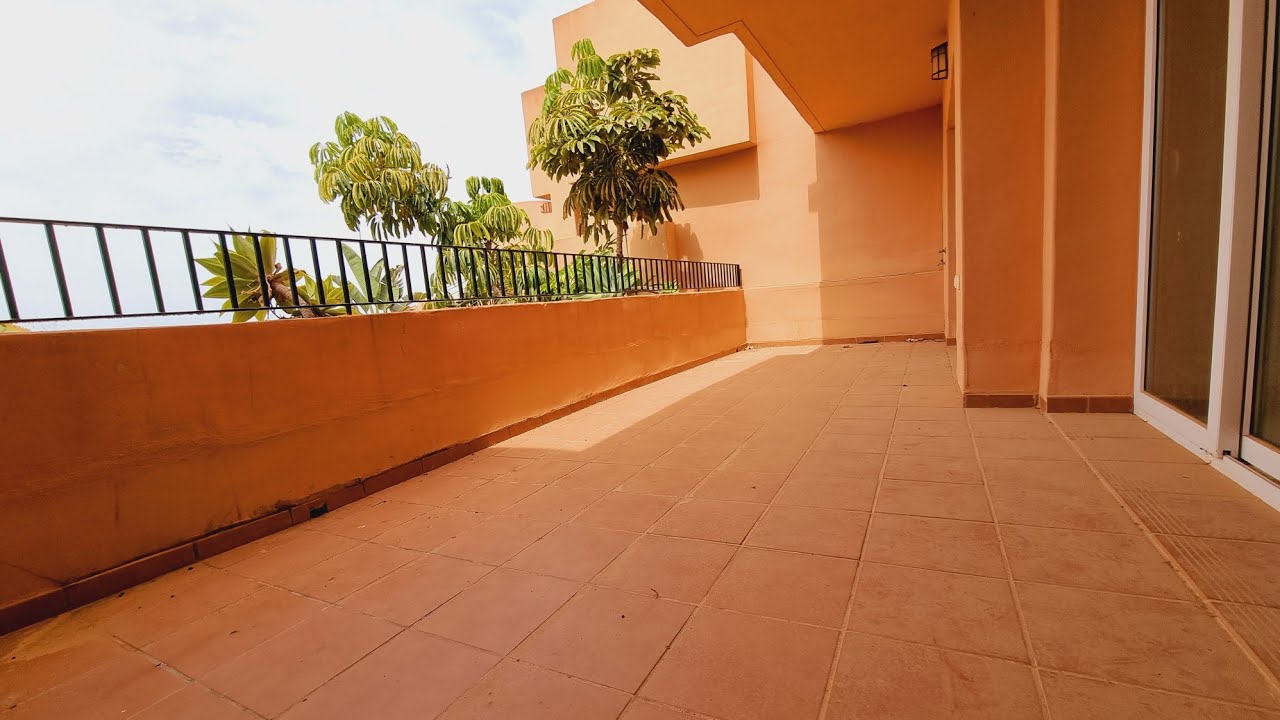 Mar Menor Golf Resort 2 Bed 2 Bath SOUTH facing over Golf next to pool close to Town Centre 139,900€