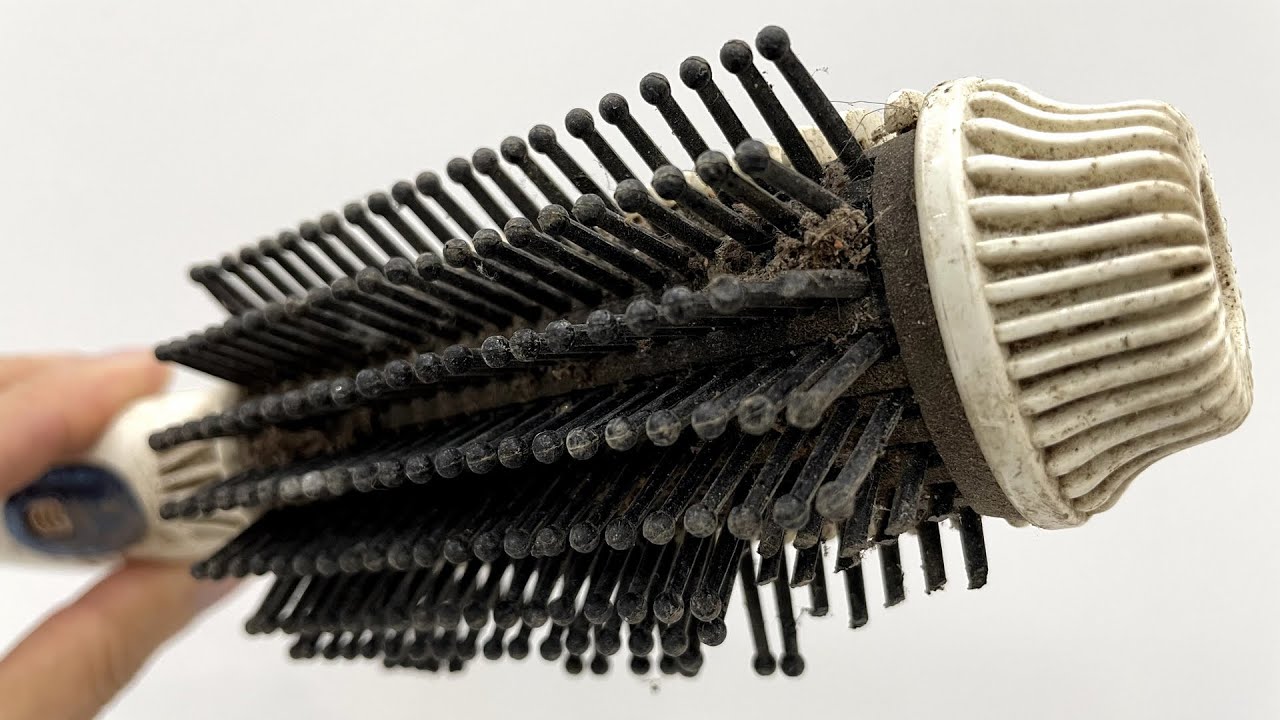 This Electric Hair Comb Was Completely Dead… Until I Repaired It 😱