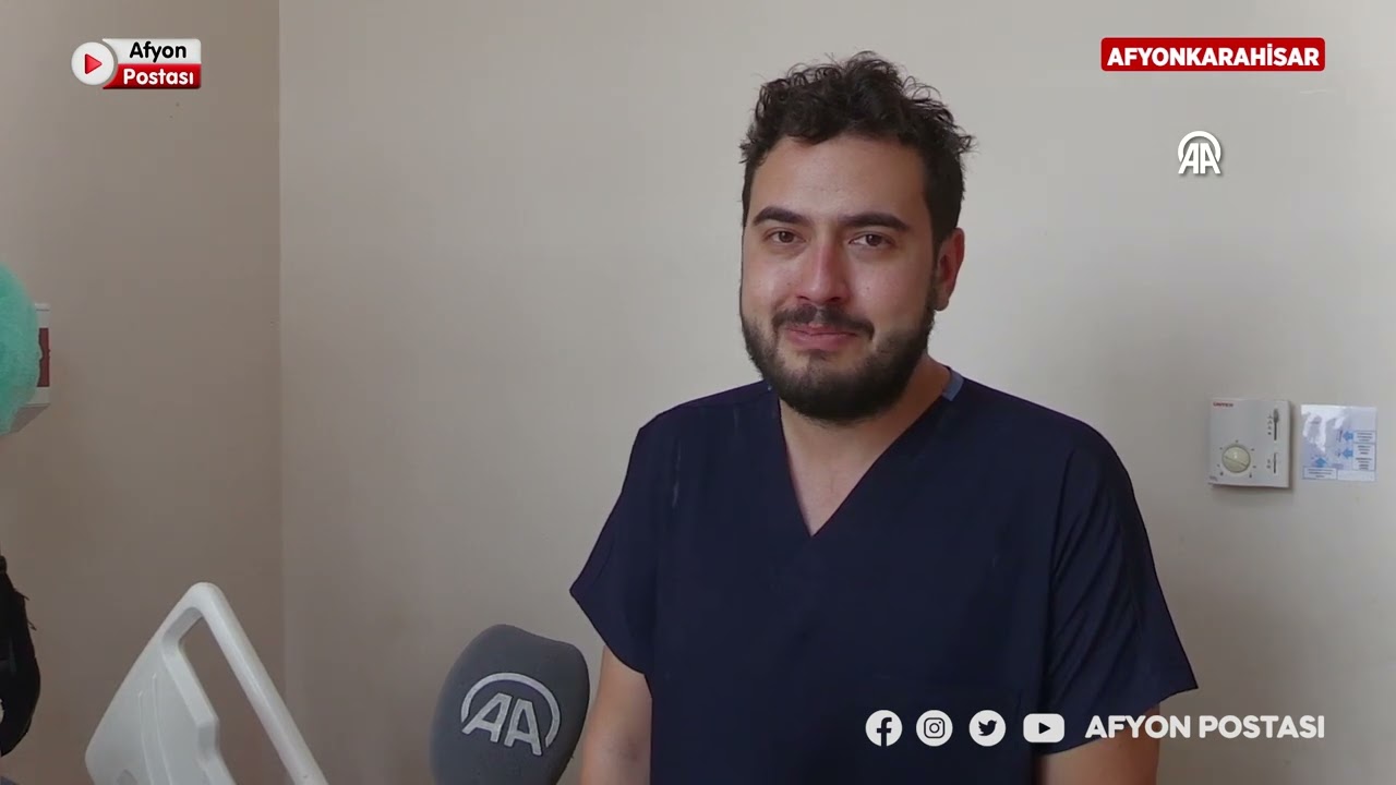 Kulak kepçesi olmayan kişiye kıkırdakla kulak kepçesi yapıldı