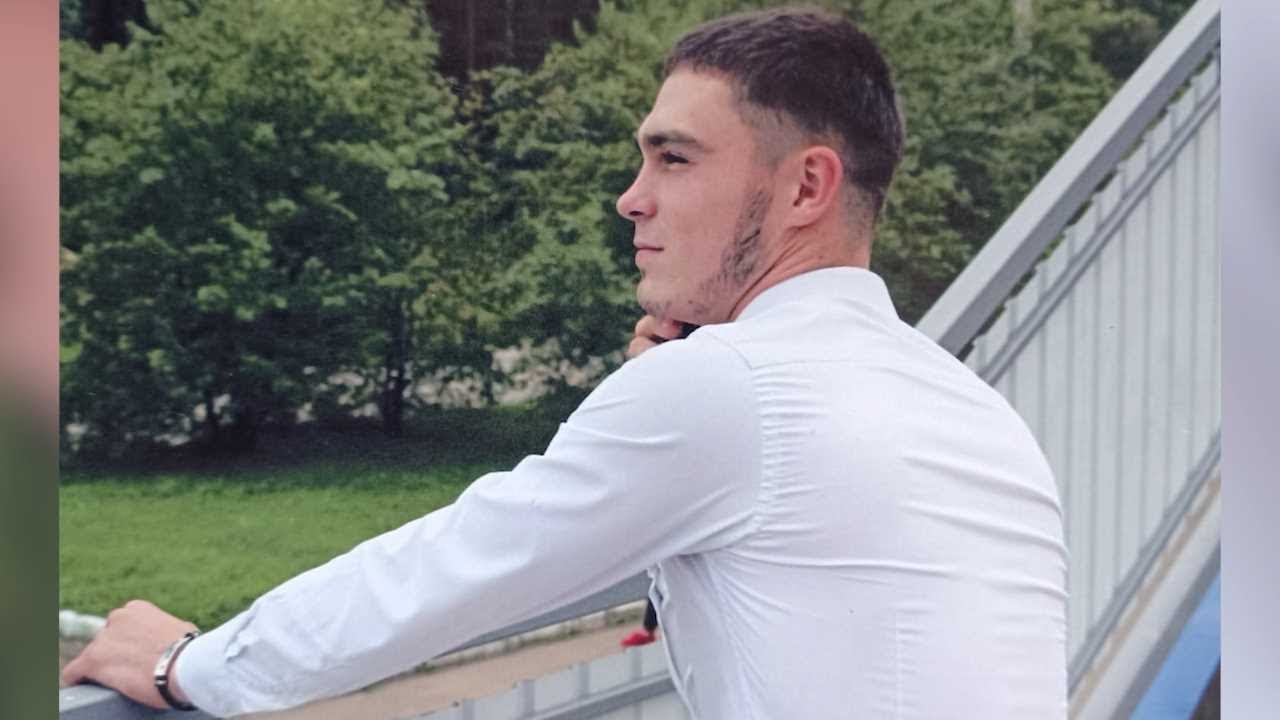 После тебя... Даниил Мурзин.