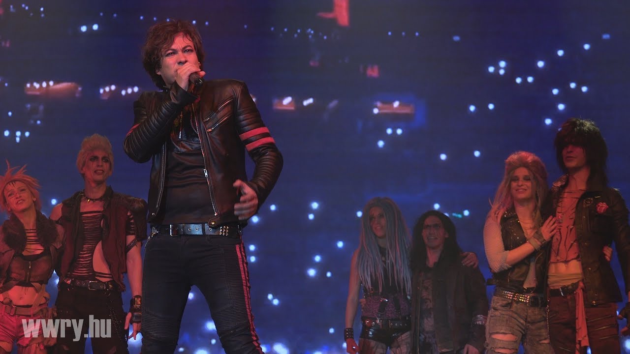Íme a bajnok - We Are The Champions - WWRY.HU