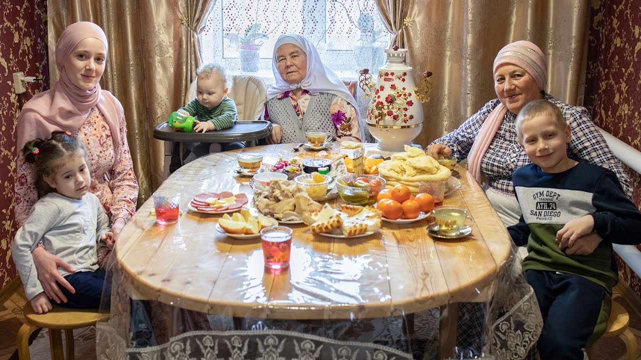 Как живут ТАТАРЫ в татарской деревне / Жизнь в России