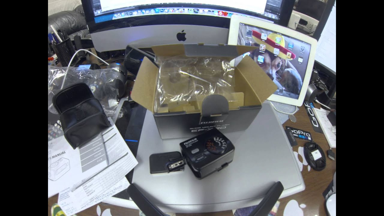 ED-x20 FujiFilm Shoe Mount Flash Unboxing