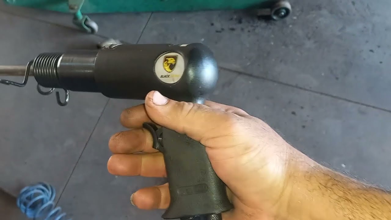 A ferramenta do dia: martelete pneumático, buchas eixo traseiro Audi a3!!!