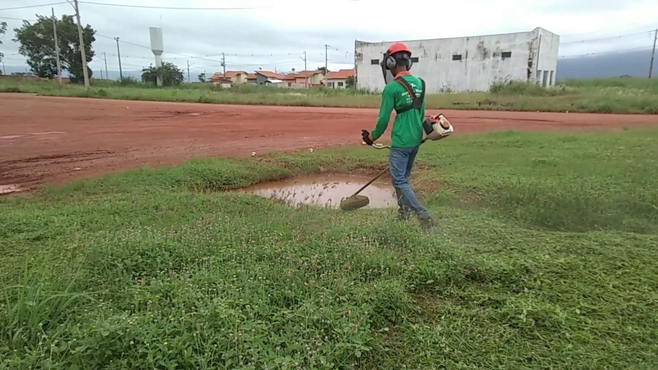 FS 120 STIHL COM UM BOM DESEMPENHO EM QUALQUER TIPO DE VEGETAÇÃO