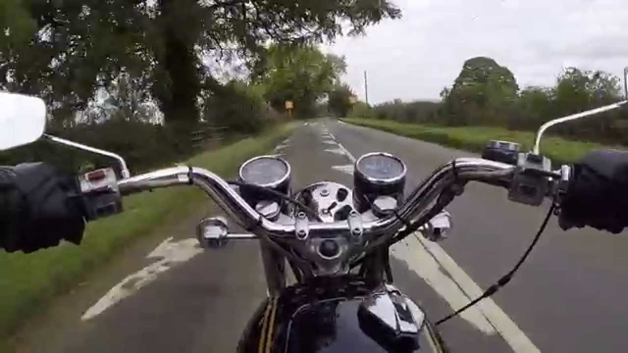 Norton Commando 850 MkIIa - 14 minutes of heaven!