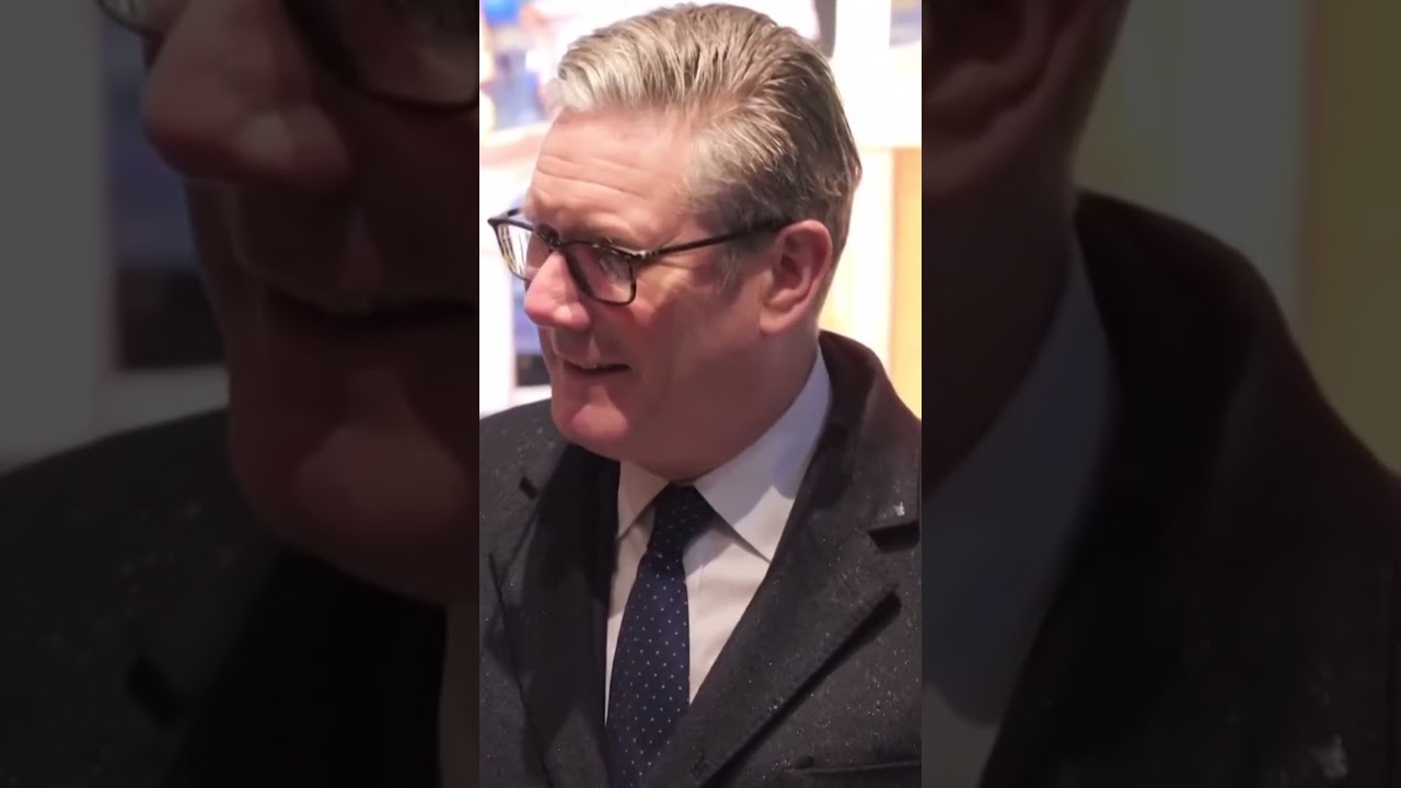 Кир Стармер посетил шанхайский сад Ююань, чтобы закрепить перезапуск отношений между Великобритан...
