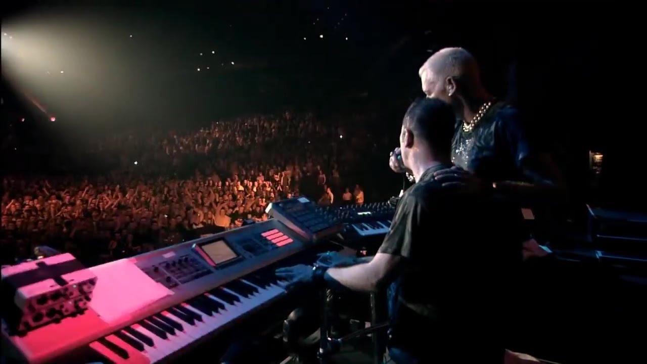 Scooter - How Much Is The Fish? Live in Hamburg 2010 [20/22]