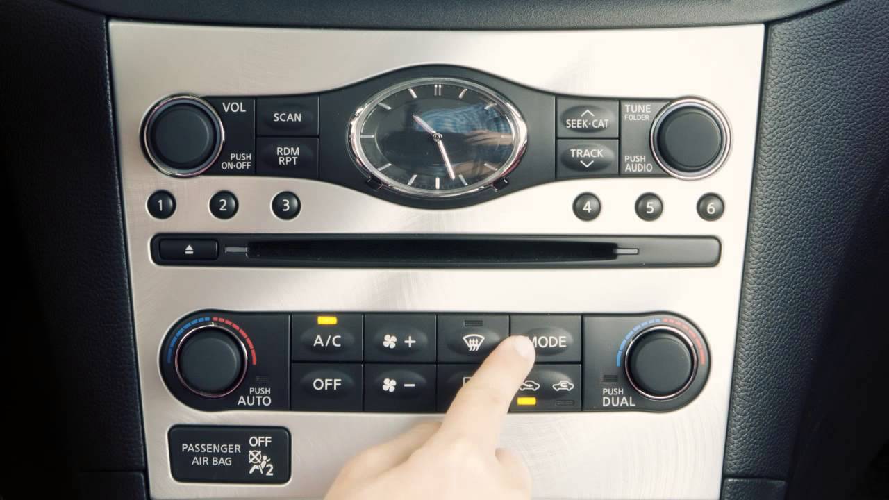 2013 Infiniti G Sedan -  Climate Controls