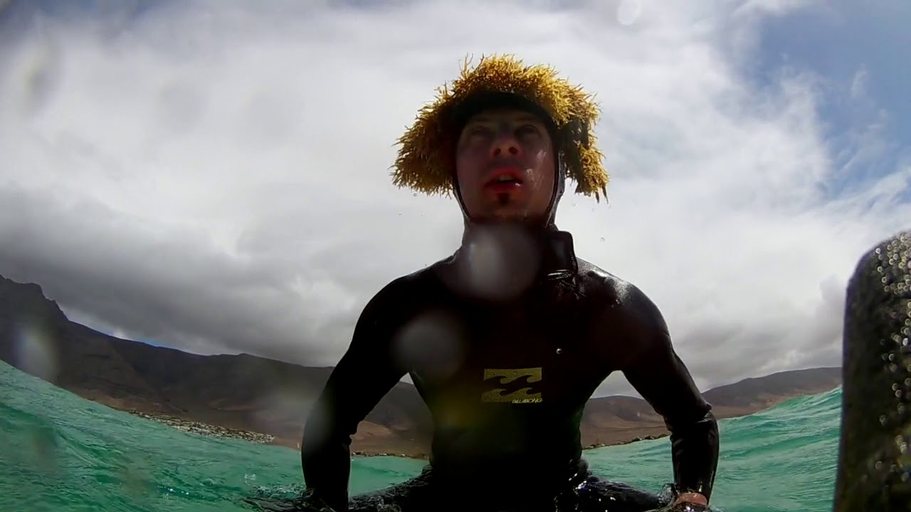 Surf in Famara (Lanzarote, April 2019)