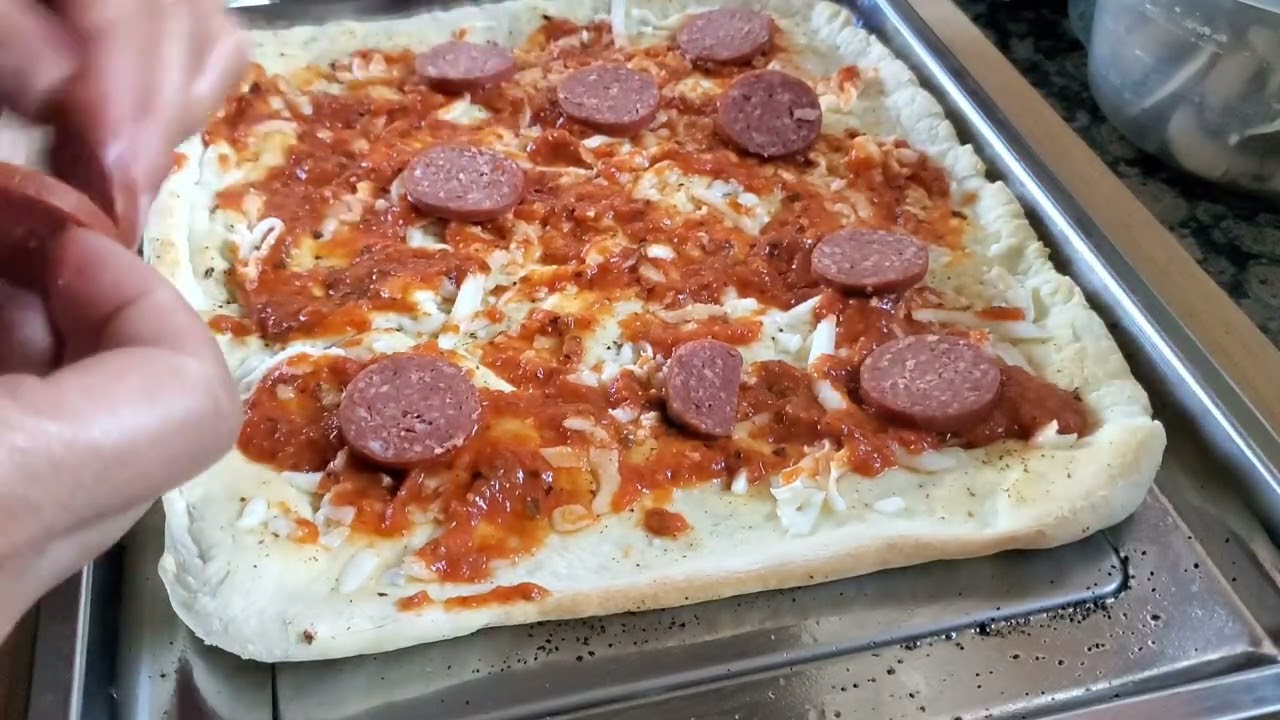 lets bake Pizza 