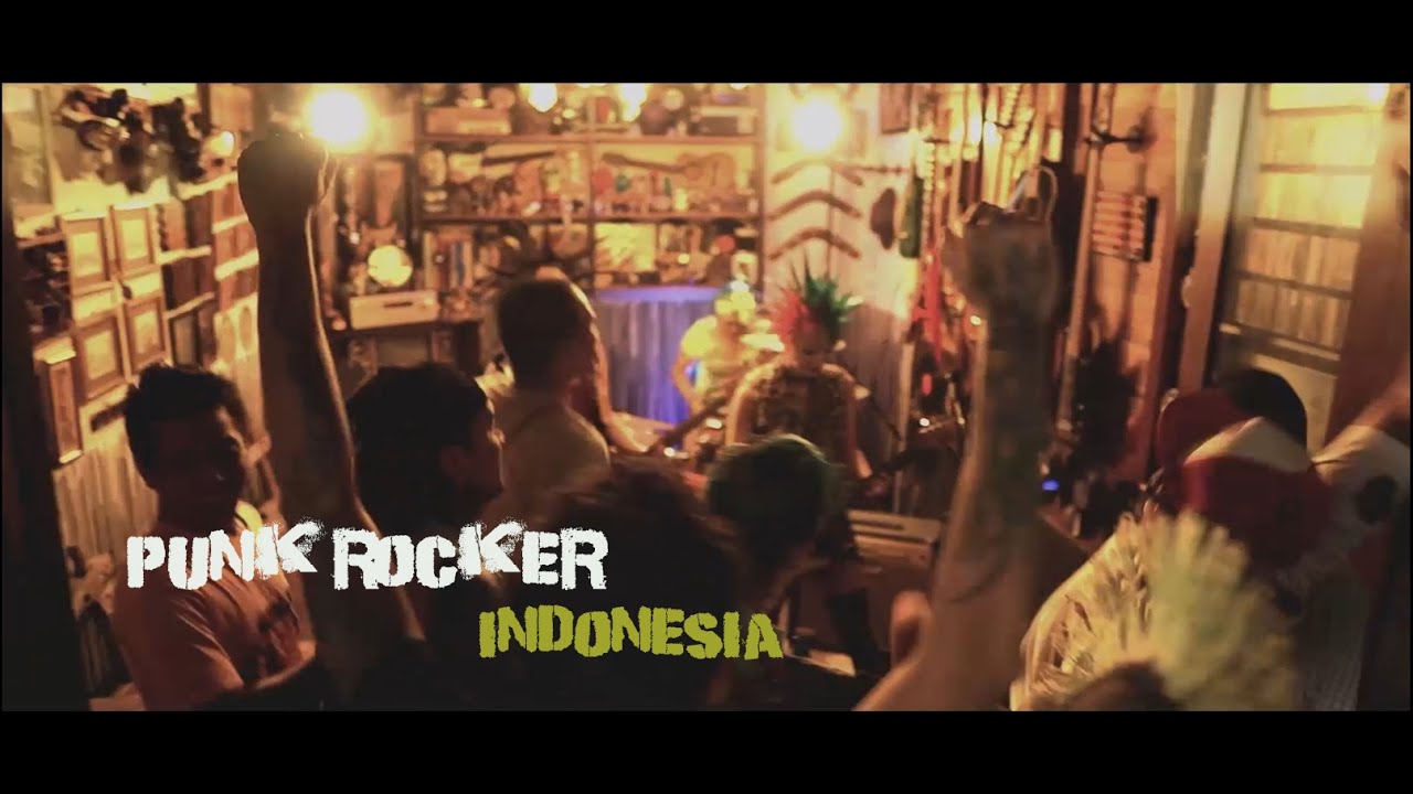 [Official MV] 럼킥스 (RUMKICKS) - PUNK ROCKER
