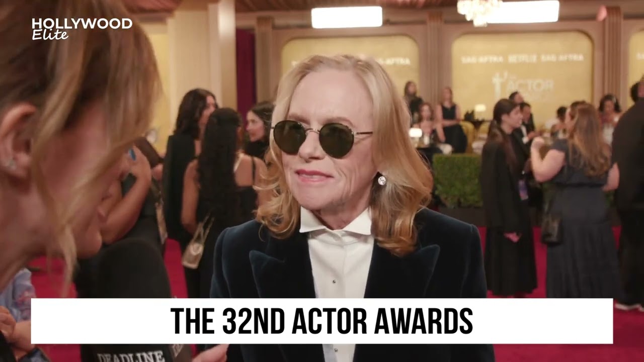 Amy Madigan on Hanging with Wagner Moura & Loving Aunt Gladys in Weapons