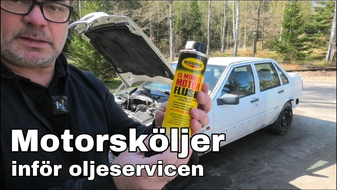 Service av Volvo 850. Byte av olja och oljefilter. Luftfilter och bränslefilter.