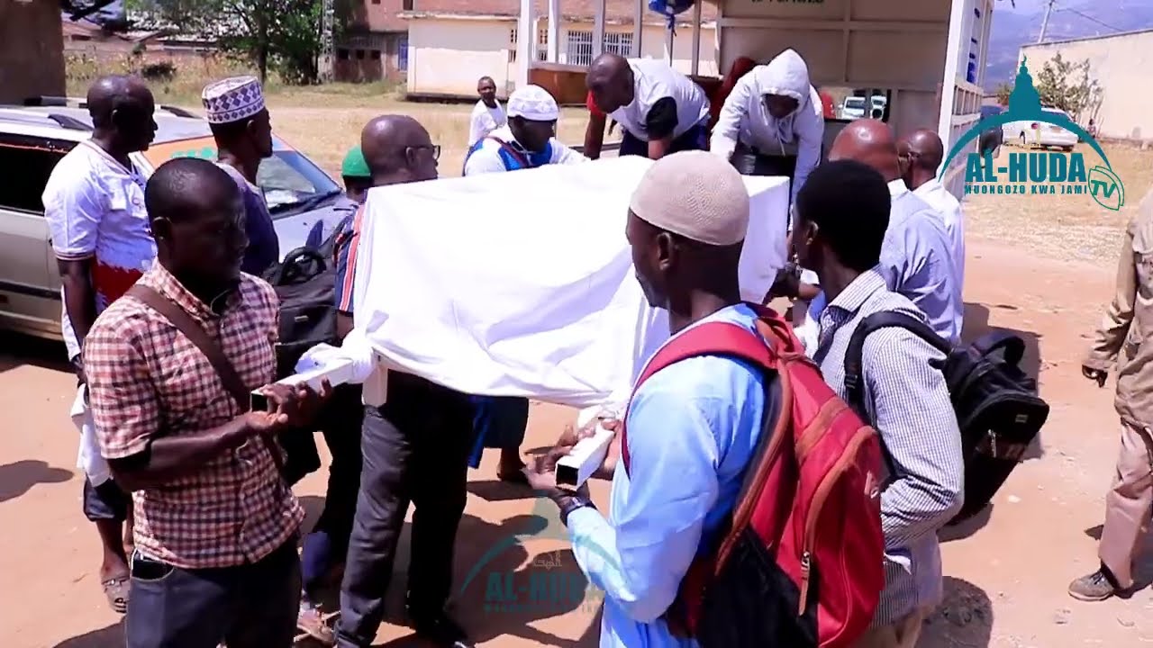 TAZAMA AJALI YA SHEIKH HASSAN CHECHENI MAULID HADI KUFA KWAKE NA SALA YA JENEZA LAKE