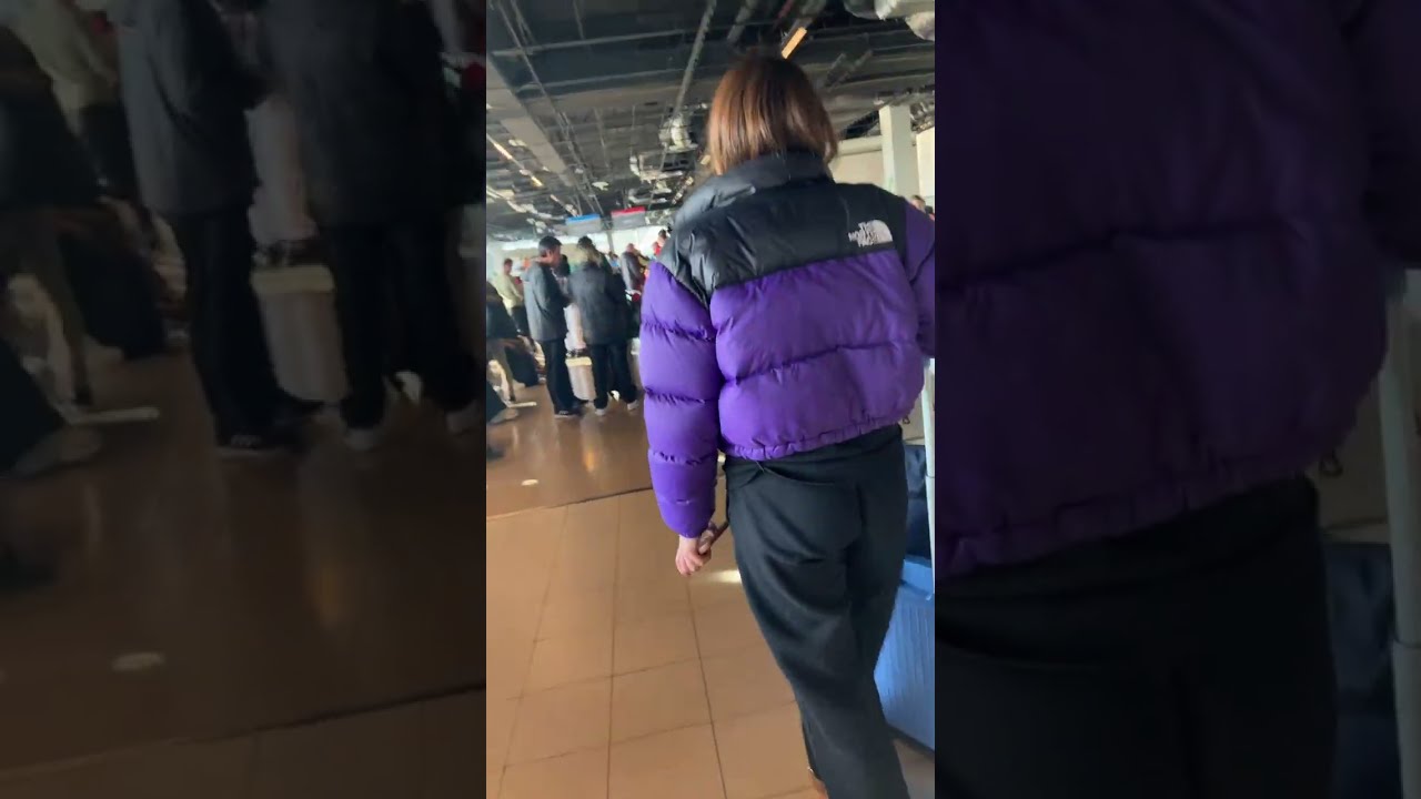 Pollyanna Nielsen  is at AMS airport 