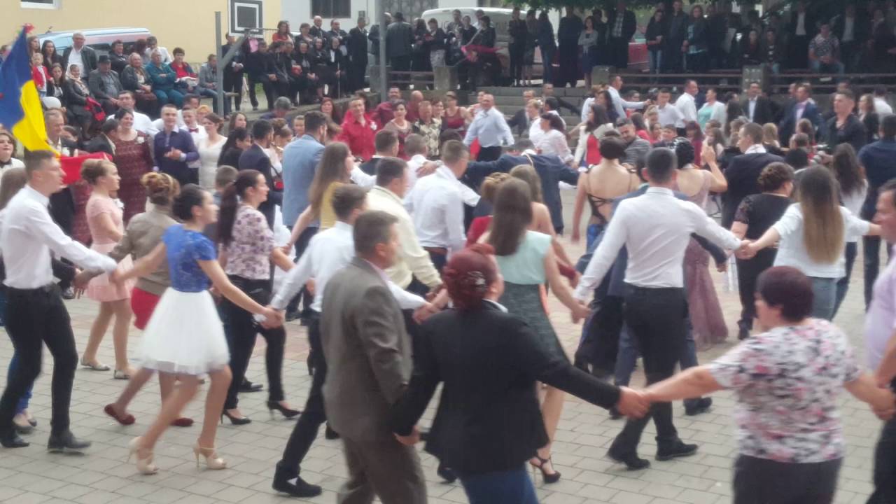 15 Mai 2016 Cornereva  RO ⚘❤. .....destinația cu cele mai frumoase petreceri din tara !⚘.....avându-