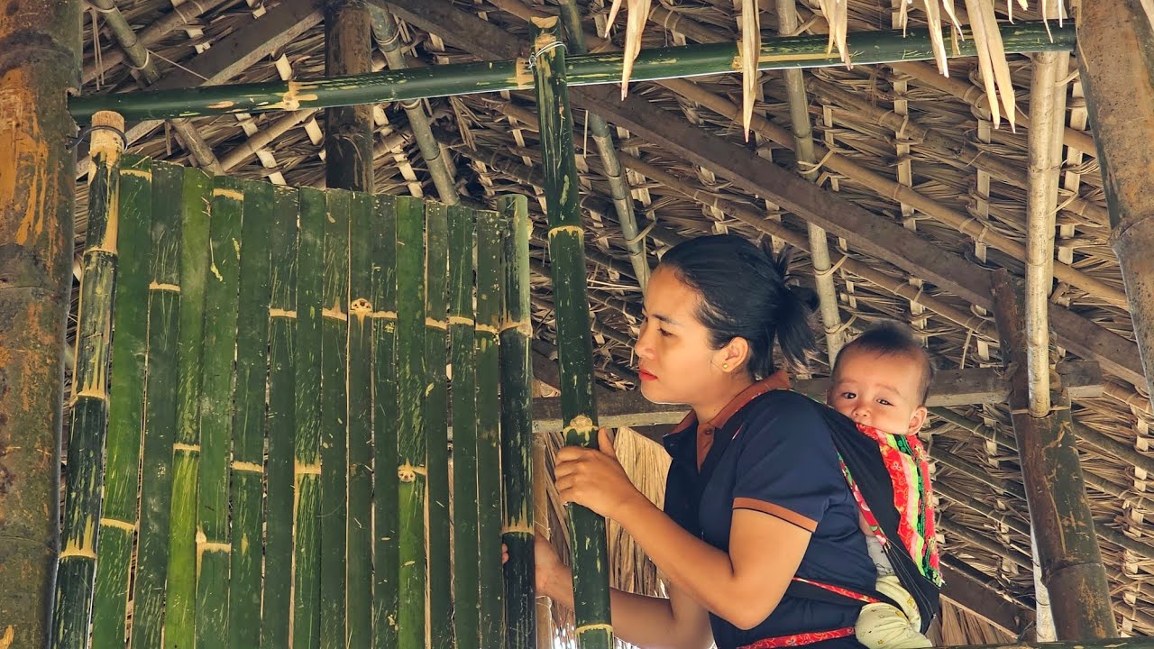 Selling watermelons at the market and building bamboo gates to reinforce the house - Le Thi Hon