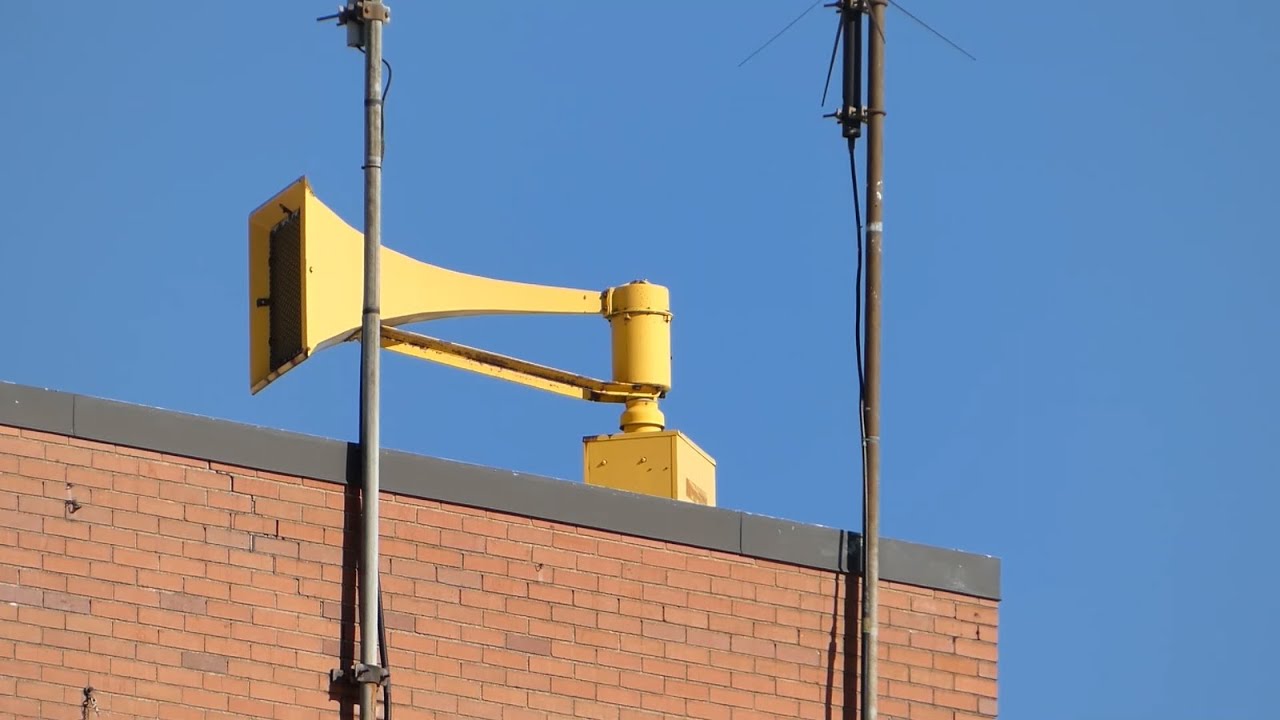 Jackson, MI Federal Signal Thunderbolt 1000T ~Siren Test~ | Full Attack | 11-2-24