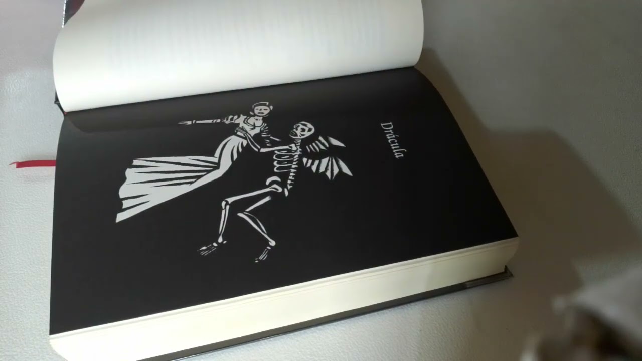 Drácula en la Colección Gótica de Editorial Valdemar