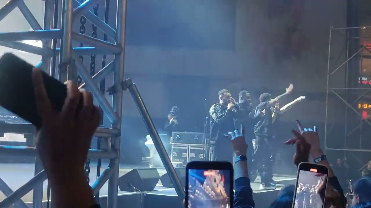 Curtain Falls - Blue Live in Bangalore 2025 | 25th Anniversary Tour 2025