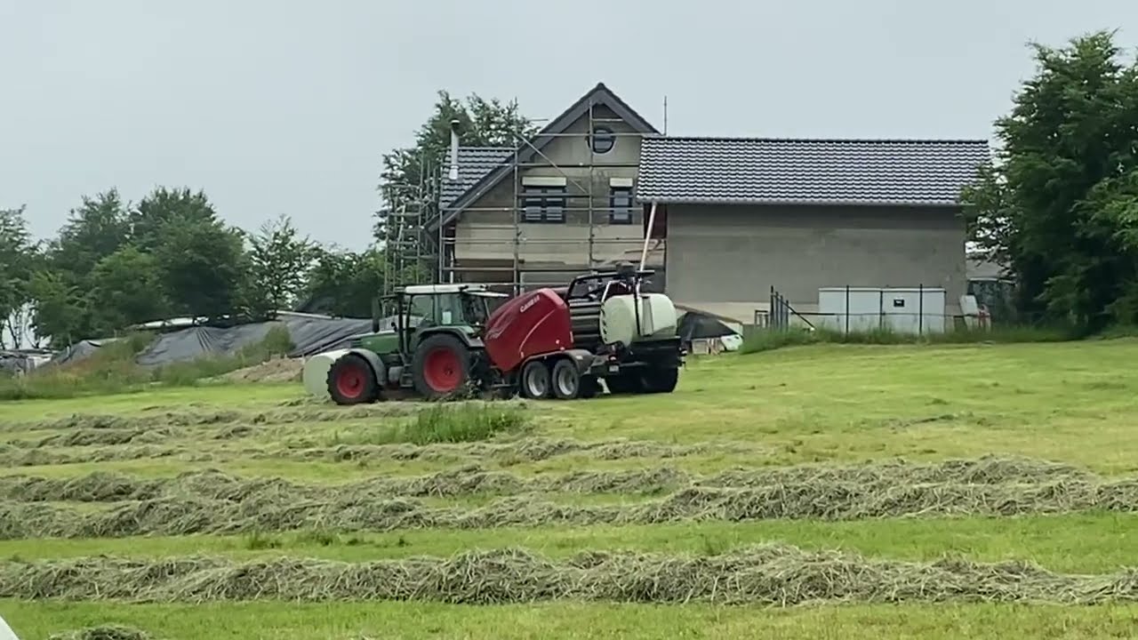 Case RB 545 SP Presswickelkombi mit Fendt Favorit 512C