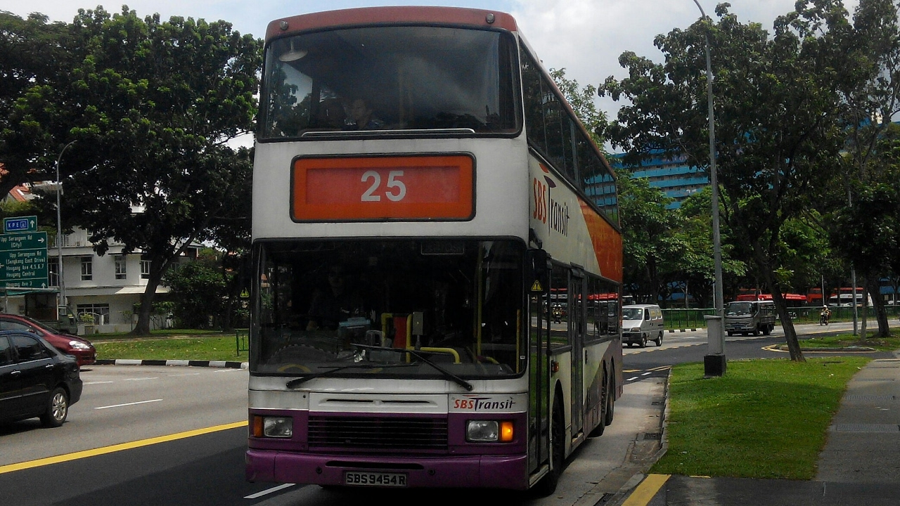 SBS Transit Bus Service 25, SBS9637E (Timelapse)