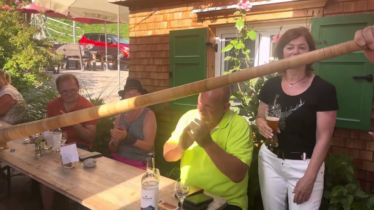 Alpenstarkstrom, Video 22 am 14.08.2025, auf der Blockhütte Oberstaufen, Partyband