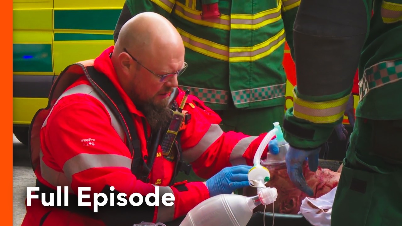 Air Ambulance Saves Explosion Victim | Helicopter ER S5