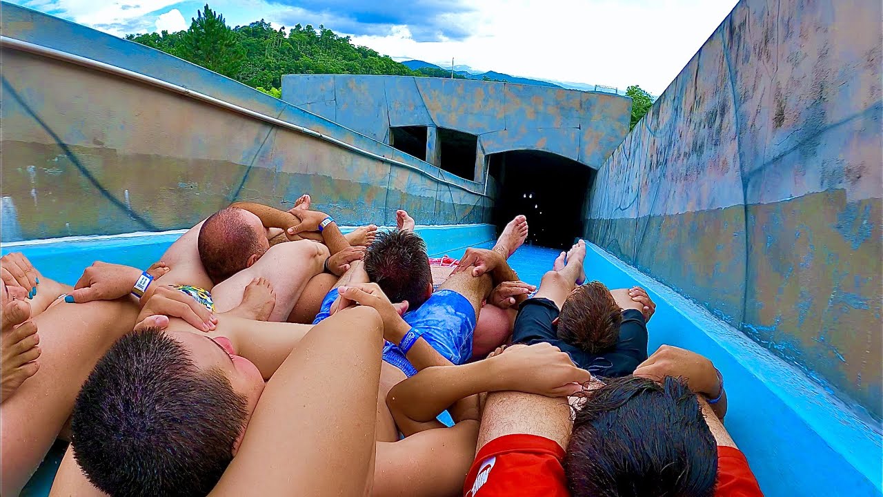 The Toboloko Water Slide at Parque Aquático Cascanéia