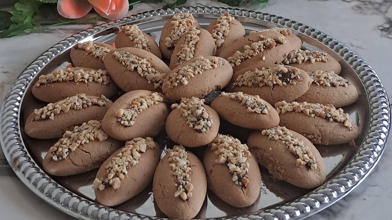 Türk kahvesinin verdiği eşsiz aromasıyla, kahve severler tiryakisi oluyor bu kurabiyenin. Türk kahve