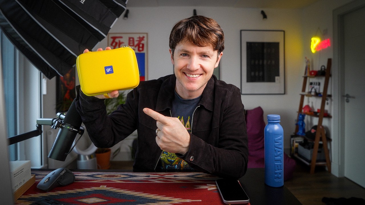This photo kit makes people SMILE :)